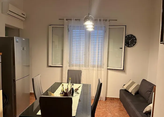 Bella With Terrace In Centre Appartamento